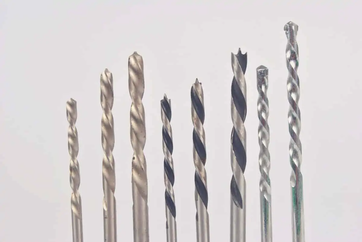 Different types and sizes of drill bit.